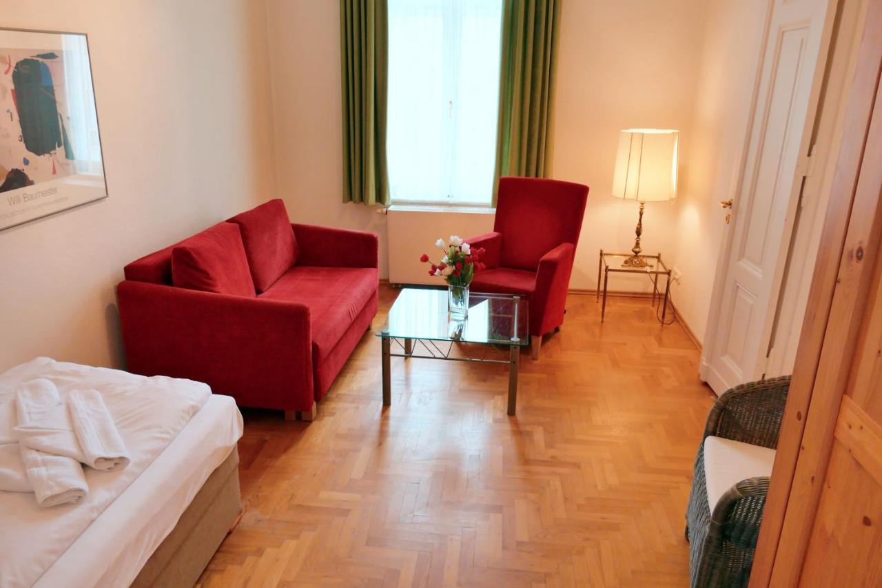 Villa Franz Josef Neuhof  Екстер'єр фото